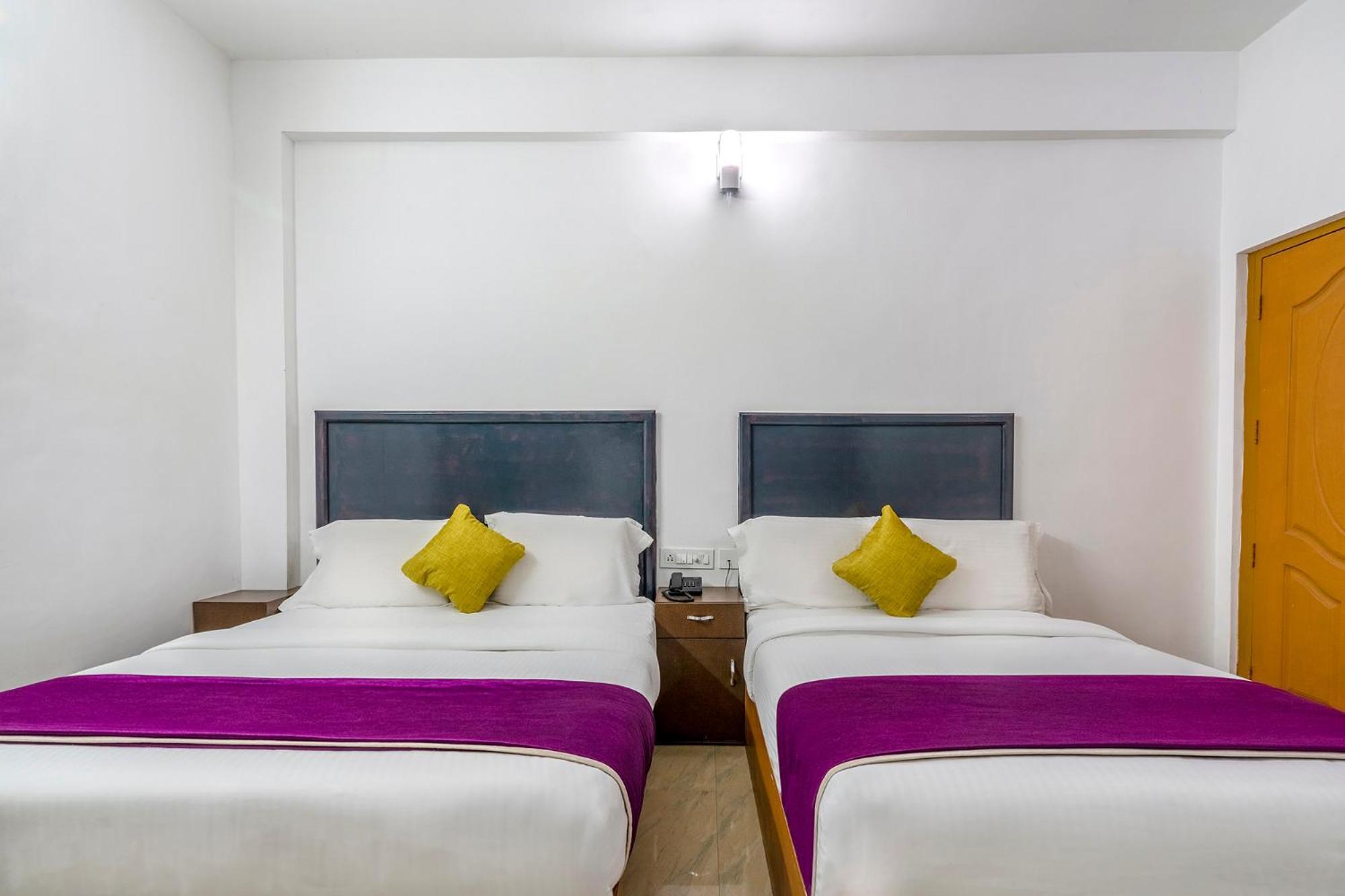 Fabhotel Abrigo Residency Anaviratty Esterno foto