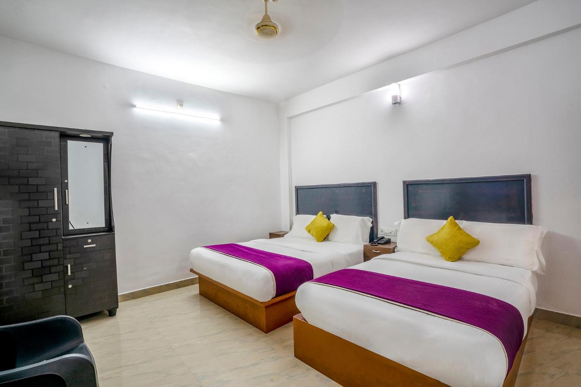 Fabhotel Abrigo Residency Anaviratty Esterno foto