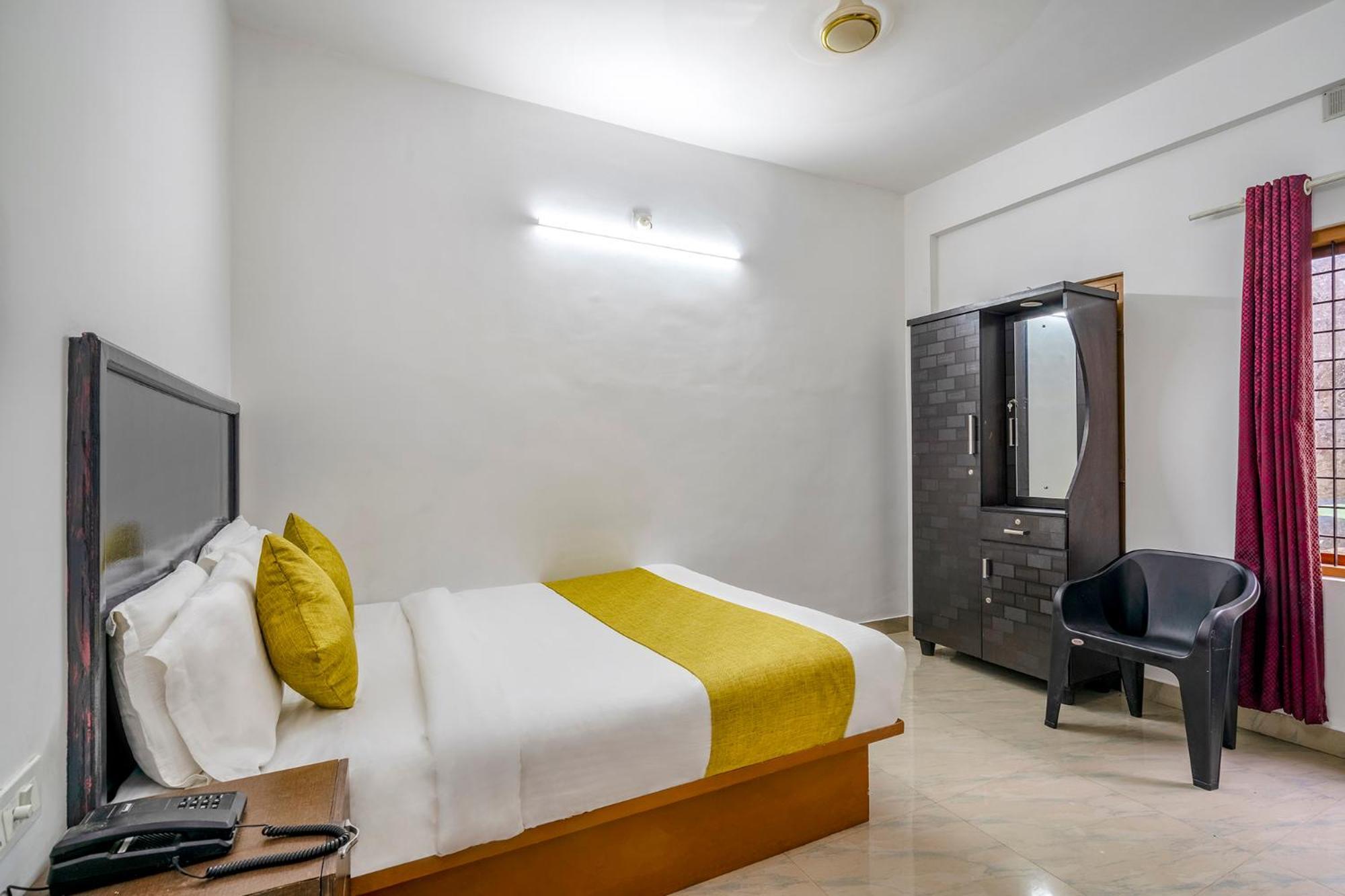 Fabhotel Abrigo Residency Anaviratty Esterno foto