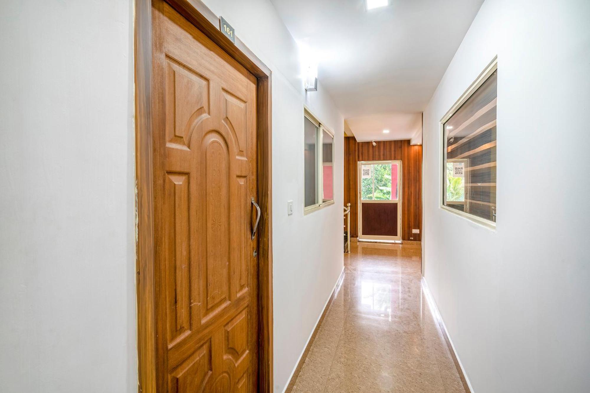 Fabhotel Abrigo Residency Anaviratty Esterno foto