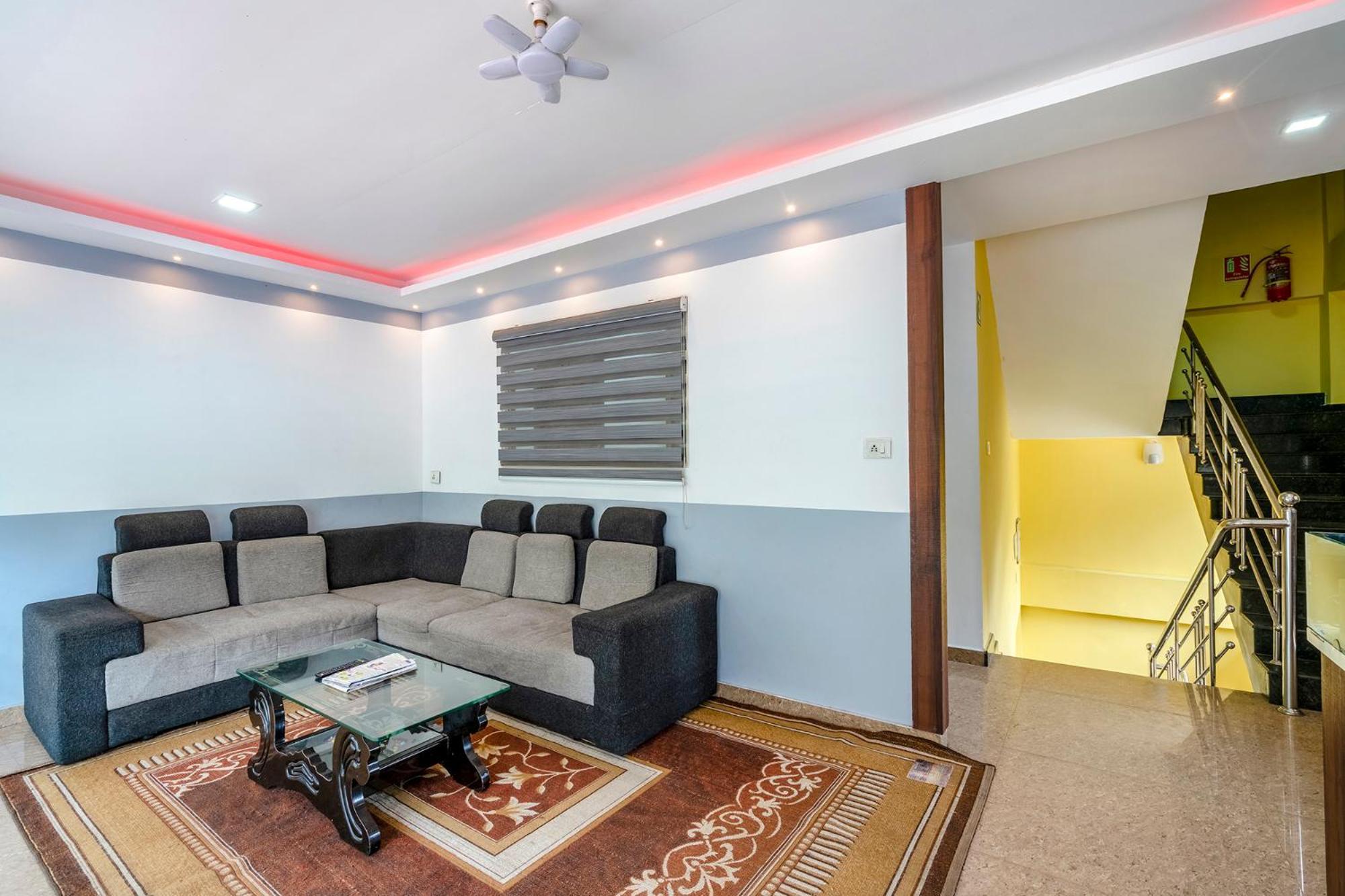 Fabhotel Abrigo Residency Anaviratty Esterno foto